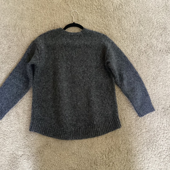 Michael Kors charcoal V neck sweater size S - Picture 2 of 7